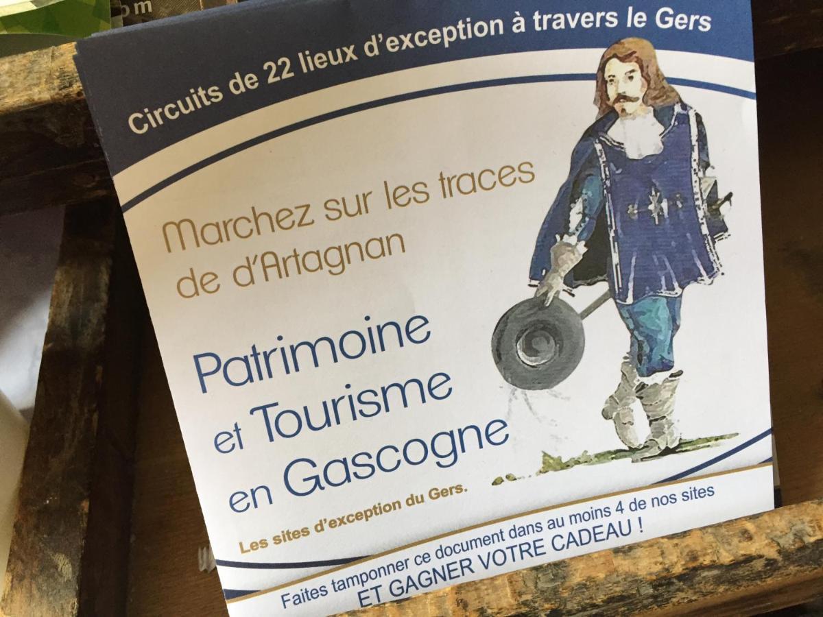 " Venez Dormir Chez Nous " #Condom#Gascogne#D'Artagnan#Armagnac#Le Bonheur Est Dans Le Gers Екстер'єр фото